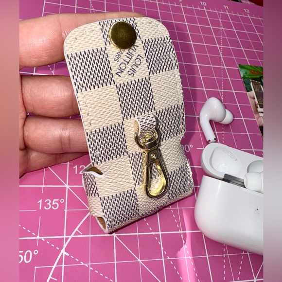 💖 Upcycled LV Damier Azure AirPod case Pro; Pro 2; 3rd Gen; 2nd Gen; - Picture 3 of 16